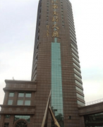 构成了一个集商、糊口于一体的分析性商圈